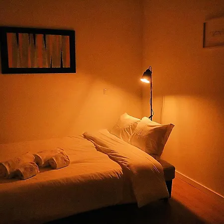 Apartamento 2 Bedroom Metro 2 Min Porto 15 Min Parking *