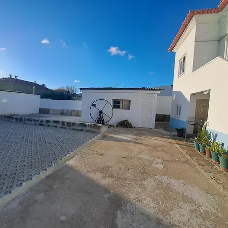 2 Bedroom Metro 2 Min Porto 15 Min Parking Apartment *